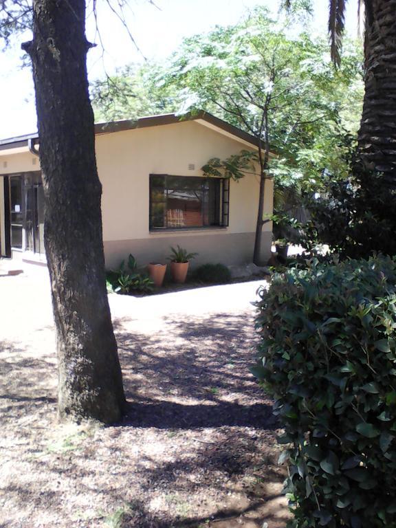 Elephant Lodge Guesthouse Vanderbijlpark Exterior photo